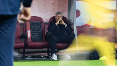 EFSANE TEKNİK DİREKTÖR LUCESCU HAYATINI KAYBETTİ!