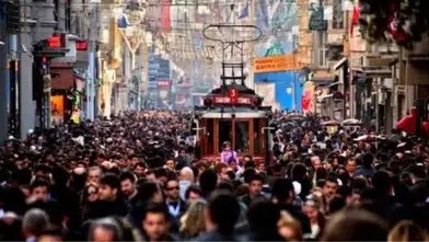 TÜRK EKONOMİSİNİN EN ÖNEMLİ SORUNU NEDİR? ASAL HALKA SORDU!