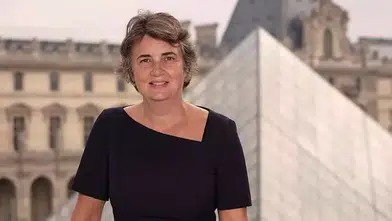 PARİS'TE SOYULAN LOUVRE MÜZESİ'NİN MÜDÜRÜ İSTİFA ETTİ!