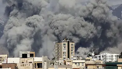 KORKUNÇ GELİŞME! İSRAİL TAHRAN’A “KÜL BOMBASI” ATTI!