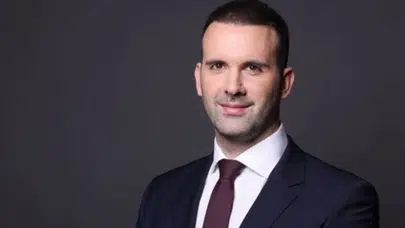 KARADAĞ BAŞBAKANI SPAJİC TÜRKLERE VİZE UYGULANACAĞINI AÇIKLADI!