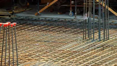 İNŞAATLARDA KULLANILAN DEMİRLERE TON BAŞINA 890 TL ZAM GELDİ!