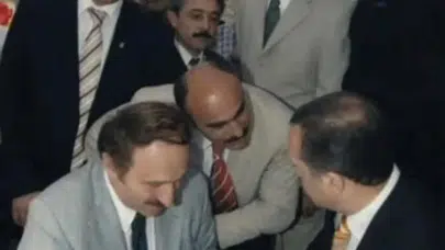 EKREM İMAMOĞLU AK PARTİYE GİRMEK İÇİN BAKIN KİMİ ARAYA KOYMUŞ!