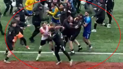 BAL KARŞILAŞMASINDA HAKEM TAM 24 KIRMIZI KART GÖSTERDİ!