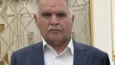 NUSAYBİN'DE BİR KİŞİ KAVGA ETTİĞİ İKİŞİYİ ARABA İLE EZEREK ÖLDÜRDÜ!