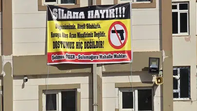 İSLAHİYE'DE DÜĞÜNDE "SİLAHA HAYIR!" PANKARTI ASILDI! SİLAH SIKILMADI!