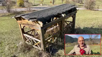 BABASI İÇİN YAPTIRDIĞI ÇARDAKLI MEZARIN AYNISINI İSTEDİ!