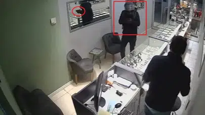 ORDU’DA SİLAHLA 5 KİLO ALTIN ALAN SOYGUNCUNUN KİMLİĞİ ŞOKE ETTİ!