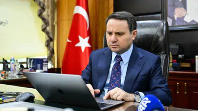 BAŞSAVCI AKIN GÜRLEK'İ HEDEF ALAN EMRAH PEMÜS TUTUKLANDI!