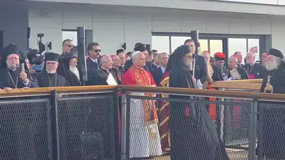 PAPA İLE BARTHOLEMEOS İLE BERABER DUA ETTİ !