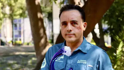 KÖPEKBALIĞI UZMANI GALAPAGOS TÜRÜNÜN SALDIRISINDAN SON ANDA KURTULDU!