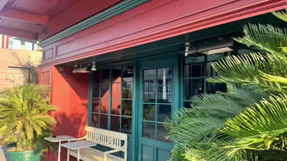 KÜTÜPHANE ADLI GECE KULÜBÜNÜN İŞLERMECİSİ YILMAZ EFE GÖZALTINA ALINDI!