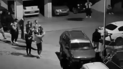 FERDİ TAYFUR’UN ŞARKISI İLE MAHALLEYİ AYAĞA KALDIRDI!