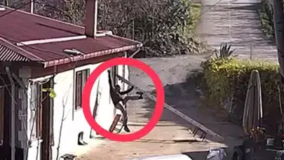 BACA DEĞİŞTİRMEK İÇİN ÇIKTIĞI ÇATIDAN DÜŞTÜ!