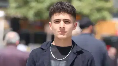 KAVGADA ALDIĞI YUMRUKLA BAŞINI KALDIRIMA ÇARPTI!