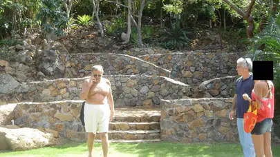 FLAŞ! FLAŞ! FLAŞ! SAPKINLAR ADASINDA KİMLERİN NASIL FOTOĞRAFLARI ÇIKIYOR?