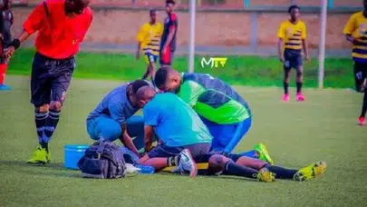 SİHİRLİ PARAYI YANLIŞLIKLA YUTAN FUTBOLCU HAYATINI KAYBETTİ!