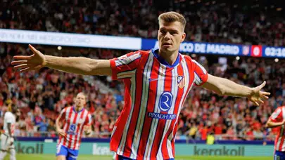 FENERBAHÇE SÖRLOTH TRANSFERİ İÇİN KESENİN AĞZINI AÇIYOR!