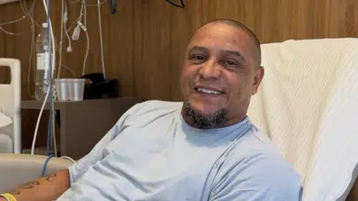 FENERBAHÇELİ EFSANE ROBERTO CARLOS’DAN  AÇIKLAMA VAR!