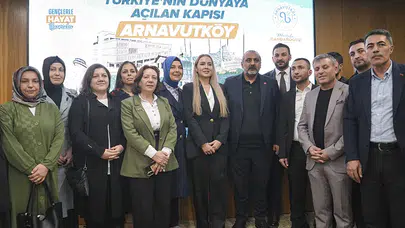 CHP ARNAVUTKÖY’DE DEPREM! İKİSİ MECLİS ÜYESİ 150 KİŞİ İSTİFA ETTİ!