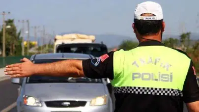 TBMM’DE KABUL EDİLEN YASAYA GÖRE SÜRÜCÜLERİ BEKLEYEN YENİ CEZALAR!