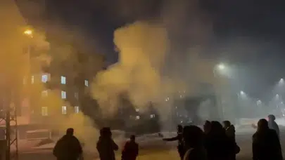 İSTANBUL VAN VE DİYARBAKIR’DA PROTESTO HALEP’DE KUTLAMA VAR!