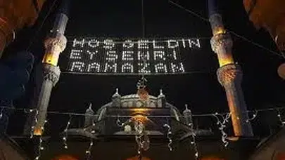 MÜBAREK RAMAZAN AYININ İLK TERAVİH NAMAZI KILINDI!