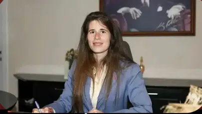 ÇEŞME BELEDİYE BAŞKANI LAL DENİZLİ İSTANBUL’DA İFADEYE ÇAĞIRILDI!