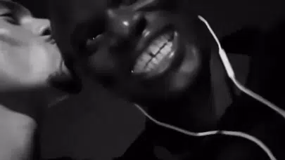 KANTE’Yİ TAKIM ARKADAŞI AHMET AL JALİDAN ÖPEREK YOLCU ETTİ!