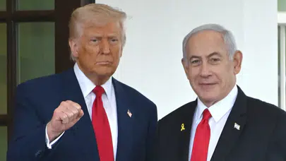 “TRUMP VE NETANYAHU RUS VE İRANLILARIN KURDUĞU O TUZAĞA DÜŞTÜ!”
