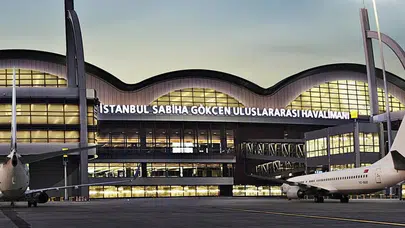 SABİHA GÖKÇEN' HAVALİMANI'NDA UÇUŞLARA YAĞMUR ENGELİ!