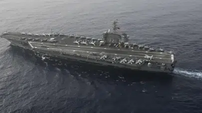 İRAN ÜNLÜ UÇAK GEMİSİ ABRAHAM LİNCON’U FÜZE İLE VURDU MU?