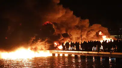 BODRUM’DA 5 YATTA ÇIKAN ŞÜPHELİ YANGIN SONUCU 7 YAT YANDI!