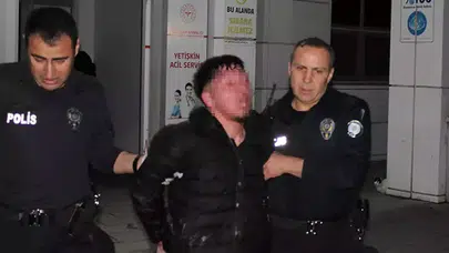 ANNESİNİN ERKEK ARKADAŞINI İKİNCİ KEZ BIÇAKLAMAK İSTEDİ!