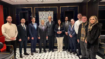 TÜRK-İNGİLİZ GAZETECİLER BİRLİĞİ LONDRA’DA GÜÇLENİYOR!