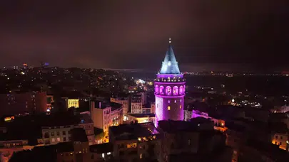 GALATA KULESİ FARKINDALIK İÇİN MOR RENGE BÜRÜNDÜ!