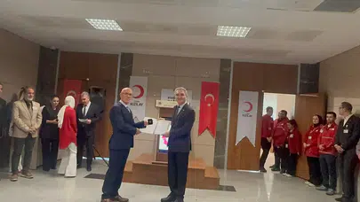 KAN VEREN HAKİM VE ADLİYE PERSONELİNE PLAKET VERİLDİ!
