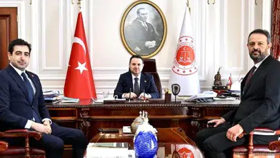 "SOSYAL MEDYAYA KİMLİK DOĞRULAMALI GİRİŞ NASIL OLACAK?"