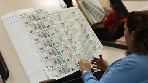 YENİ 20 TL'LİK BANKNOTLAR DOLAŞIMA ÇIKIYOR! FARKI NE OLACAK?