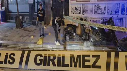 FATİH KOCAMUSTAFAPAŞA'DA BİR KİŞİ SİLAHLA AYAKLARINDAN VURULDU!