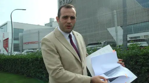 İZMİRLİ İŞ İNSANI 18 MİLYONLUK ARACI İÇİN PORSCHE’Yİ MAHKEMEYE VERDİ!