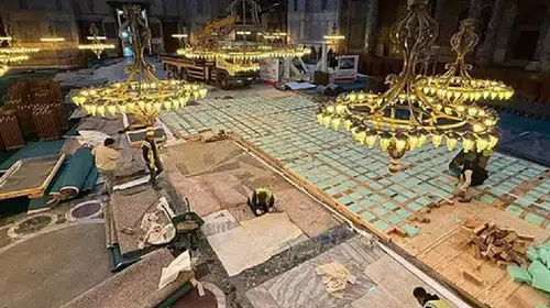 AYASOFYA’YA KAMYON SOKULDUĞU İDDİALARINA RESMİ AÇIKLAMA GELDİ!