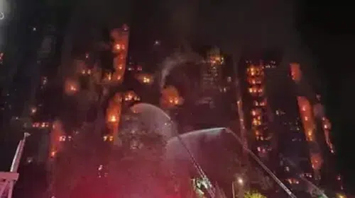 HONG KONG’DA YANGIN FACİASININ ÇIKIŞ NEDENİ DUYANLARI ŞAŞIRTTI!