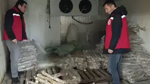 MANİSA’DA 4 MİLYON TL’LİK BOZULMUŞ KOKOREÇ ELE GEÇİRİLDİ!