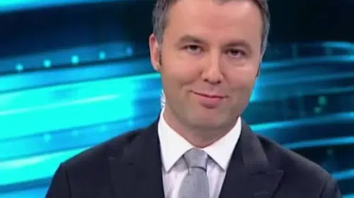 FLAŞ GELİŞME! SPİKER MEHMET AKİF ERSOY VE ÜÇ KİŞİ TUTUKLANDI!