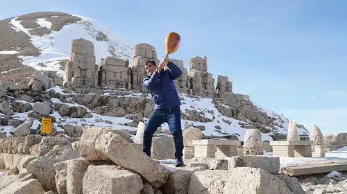 AYDIN AYDIN YAPAY ZEKAYA KARŞI NEMRUT DAĞI'NDA SAZINI KIRMIŞTI!