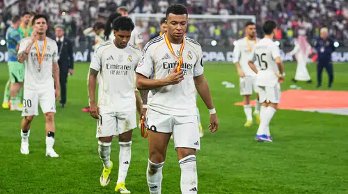 REAL MADRİD’İN ALKIŞ KORİDORUNA KATILMAMASINI MBAPPE AÇIKLADI!