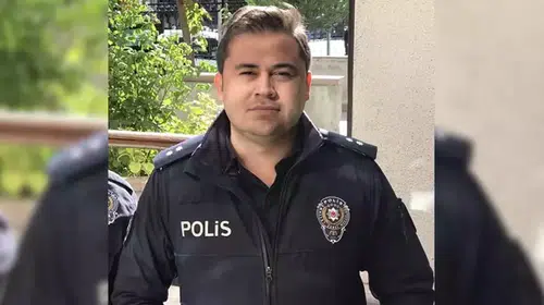 BAŞKOMİSER EMNİYET MÜDÜRLÜĞÜ ÖNÜNDE İNTİHARI ETTİ!