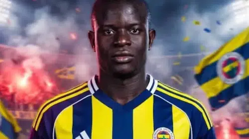 FRANSIZ KANTE FENERBAHÇE’DE OYNAMADAN EFSANE OLDU!