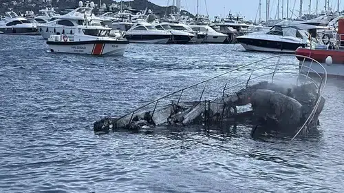BODRUM'DA YANAN LÜKS YATLARIN ENKAZLARI KALDIRILIYOR!